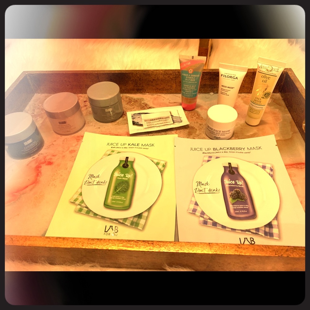 Face mask and skincare Sunday Riley bundle
